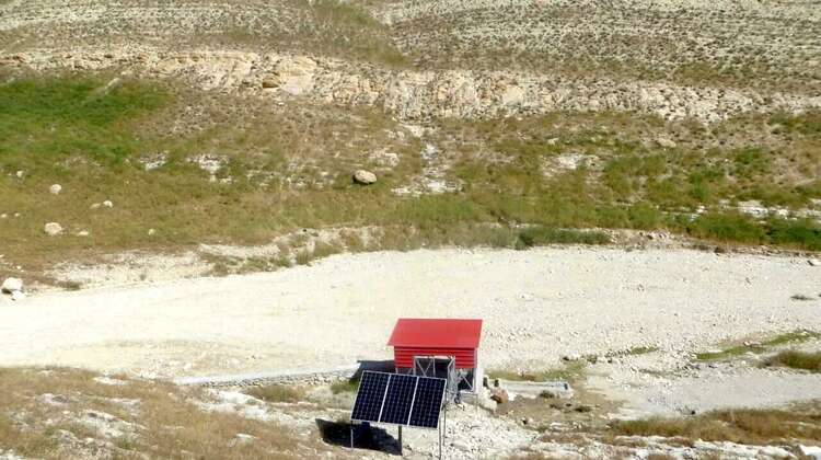 Solar panel used to pump water in Sinjar, Nineveh Governorate, Iraq Solar panel used to pump water in Sinjar, Nineveh Governorate, Iraq