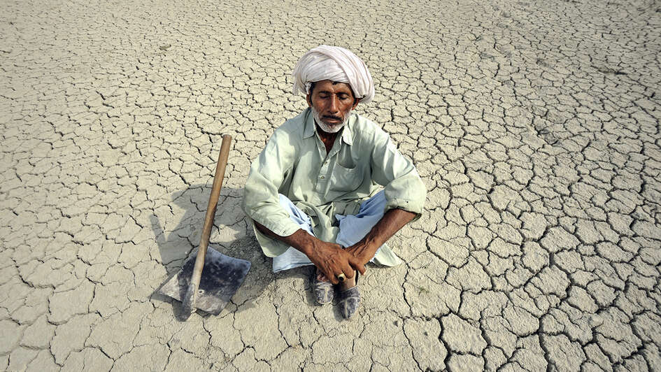 Pakistan Ausheben von Fischteichen Pakistan scooping fish ponds